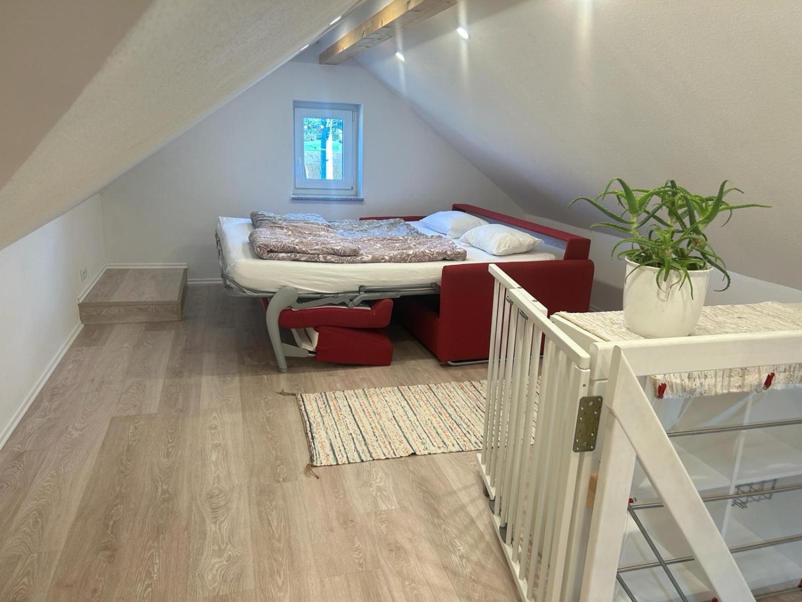3 Zimmer Neubauwohnung In Der Schwaebischen Toskana Löwenstein Extérieur photo