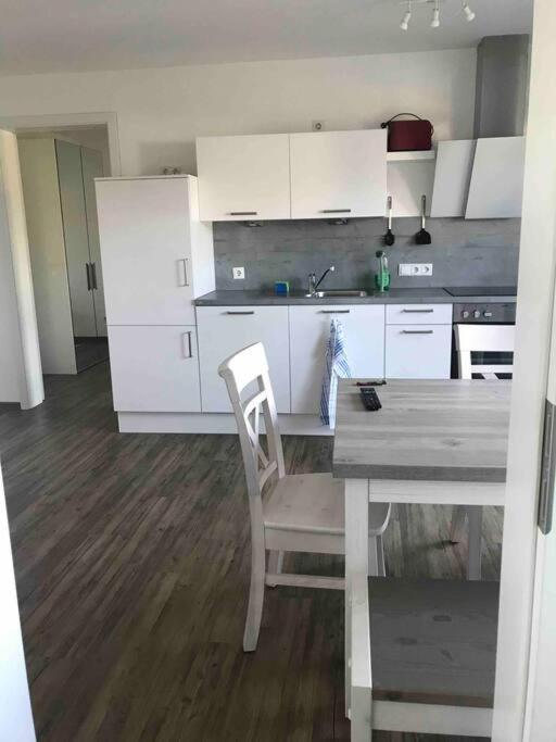 3 Zimmer Neubauwohnung In Der Schwaebischen Toskana Löwenstein Extérieur photo