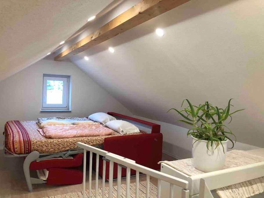 3 Zimmer Neubauwohnung In Der Schwaebischen Toskana Löwenstein Extérieur photo